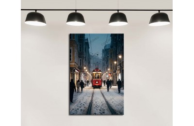 dkmr578 İstanbul Beyoğlu İstiklal Caddesi Kırmızı Tramvay Karlı Gün Dekoratif Tablo 